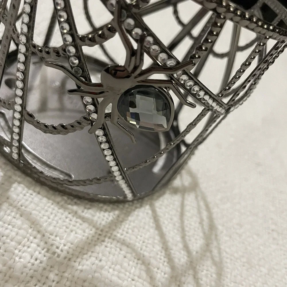 Bath & Body Works 2021 Halloween Diamond Spider Web‎ 3 Wick Candle Holder Scary